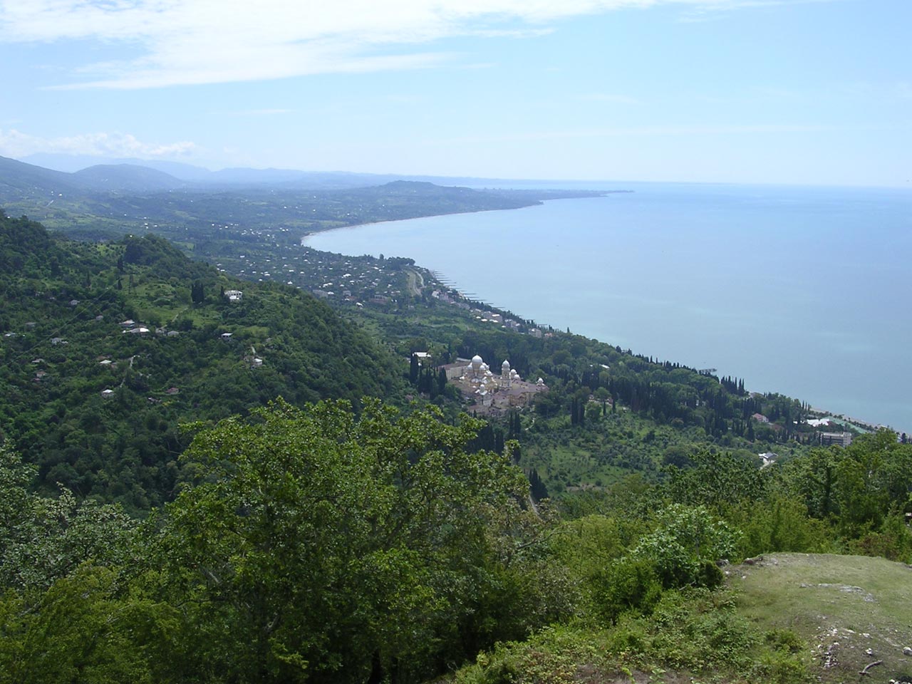Вид с Иверской горы Абхазия
